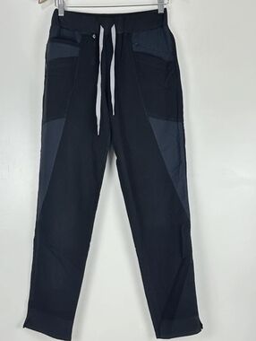 Figs Limited Edition Mombasa Black Pants with Gray Contrast Panels XXS